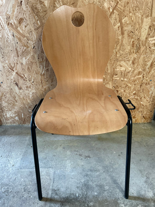 Chaise collectivité en bois